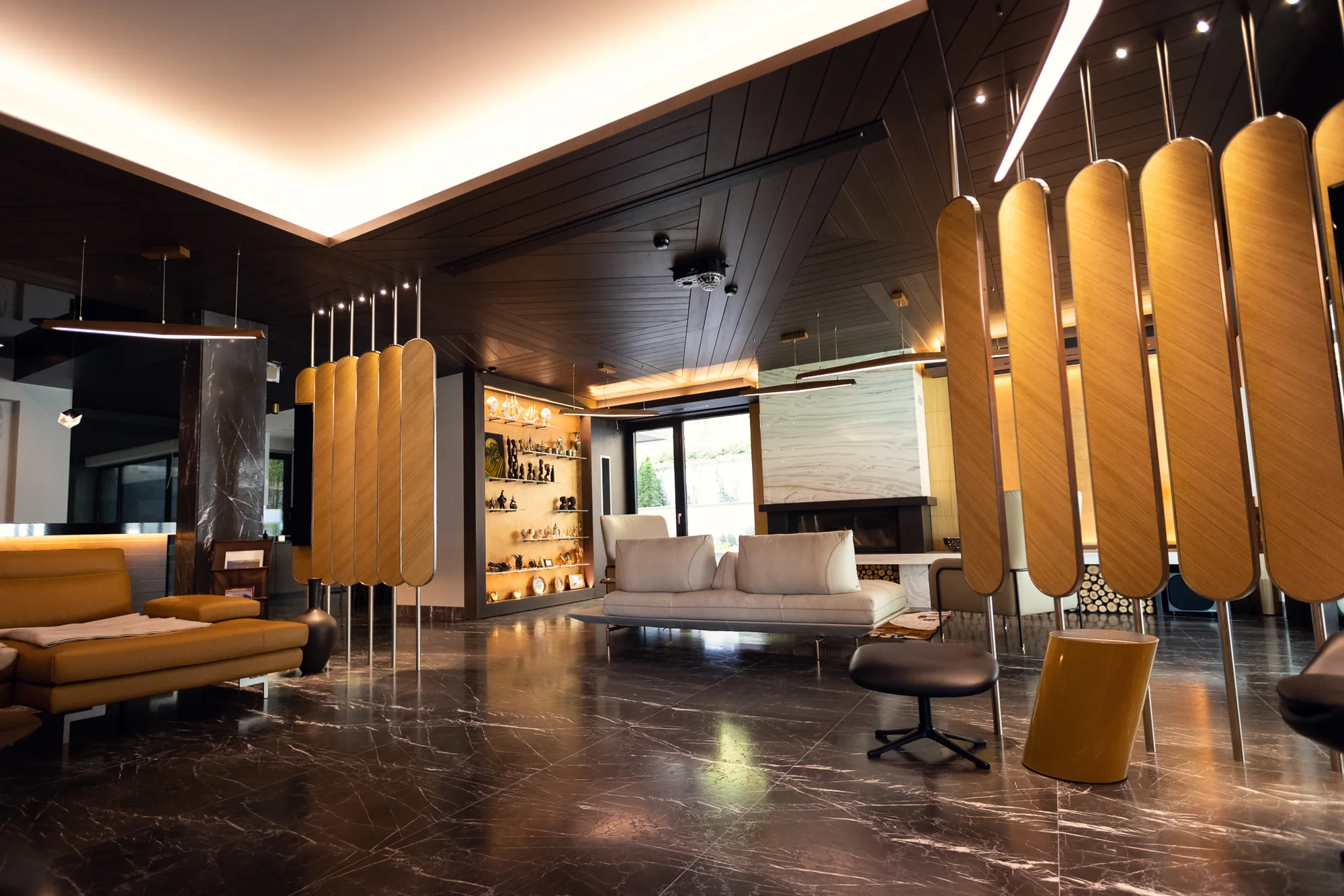 Аудио-видео интеграция в премиум интериор